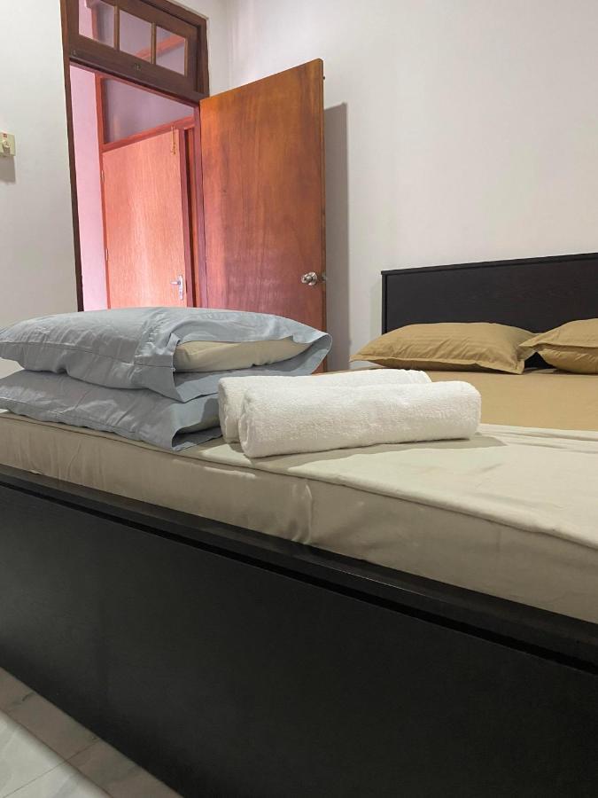 Ice Berg Appartement Dehiwala-Mount Lavinia Buitenkant foto
