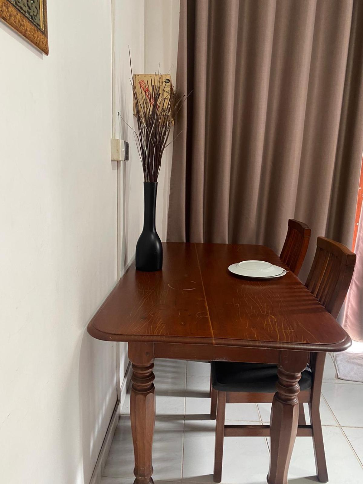 Ice Berg Appartement Dehiwala-Mount Lavinia Kamer foto